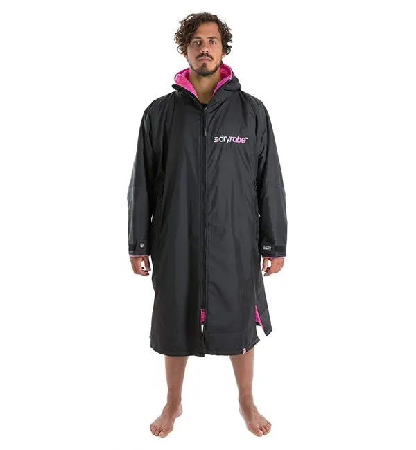 Dryrobe Advance Long-Sleeve Towel Robe – Black/Pink (Medium)