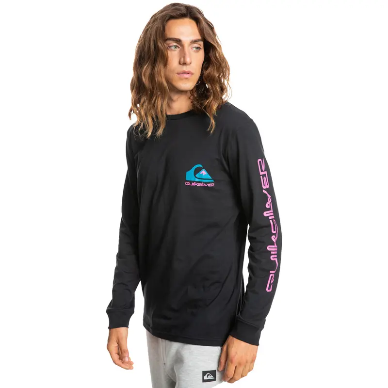 Quiksilver Omni Logo Long Sleeve T-Shirt – Soft Cotton Performance Top